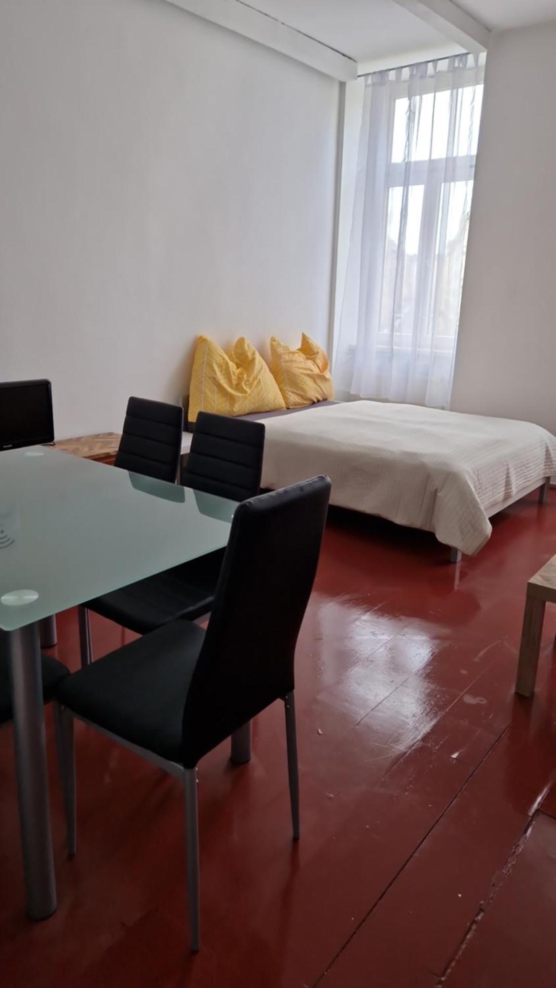 וינה Central City Apartment 131 מראה חיצוני תמונה
